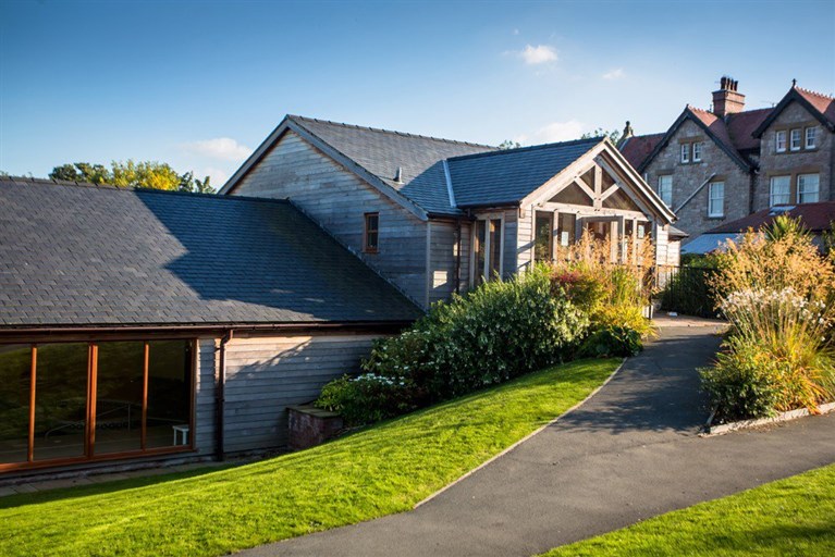 Berthlwyd Hall Holiday Park closes in response to COVID-19