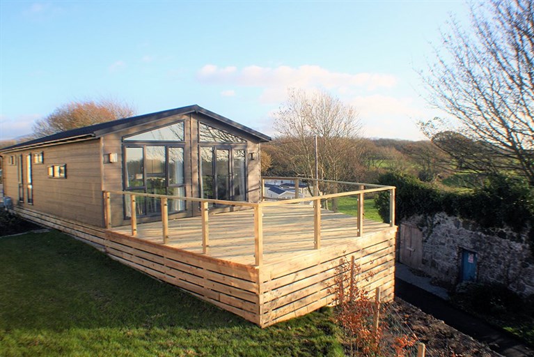 From Enquiry to Completion: Your Guide to Buying a Holiday Home on Coed Helen