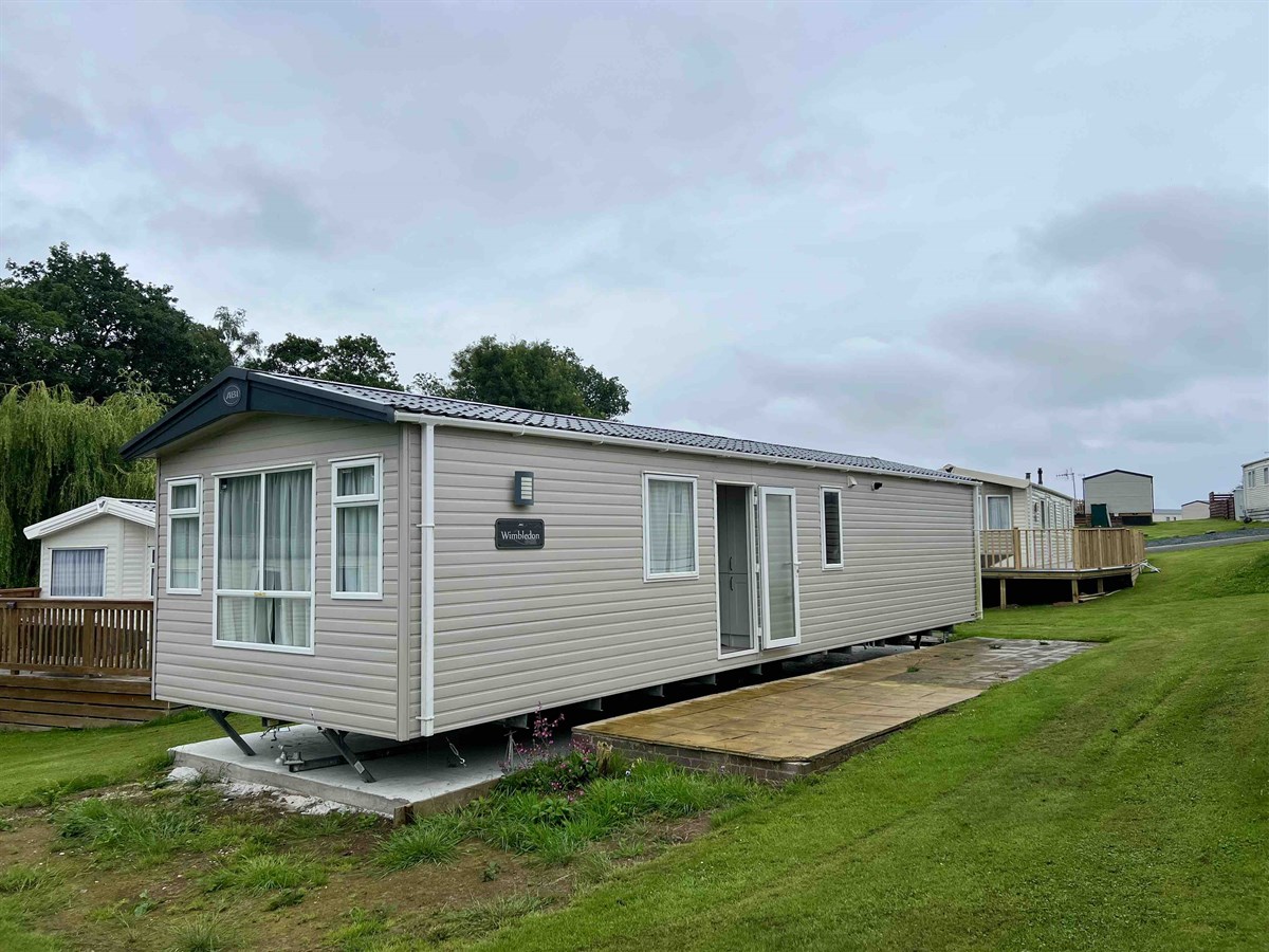 CH ABI Wimbledon -  exterior