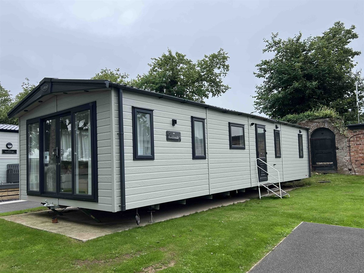 CH ABI Ambleside 93 - exterior 1
