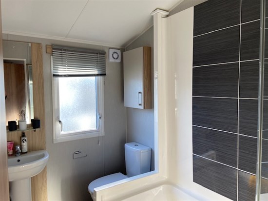 Willerby Castleton Coed Helen 160 - bathroom