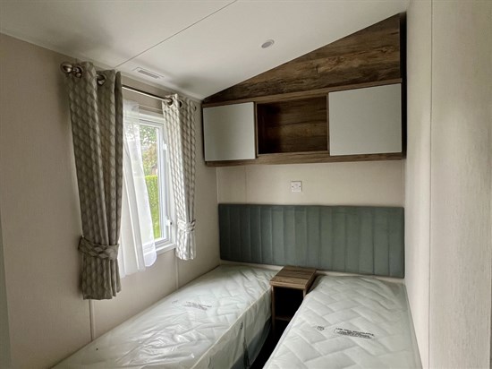 Brookwood Berthlwyd - twin
