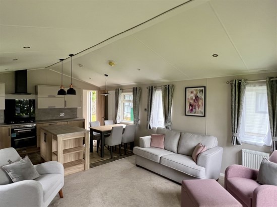 CH Willerby Waverly 416 - living