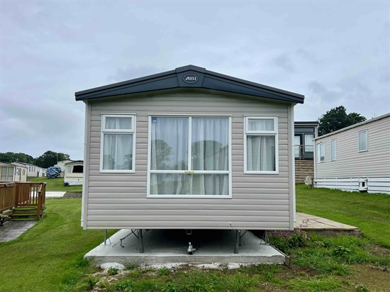 CH ABI Wimbledon - exterior 2