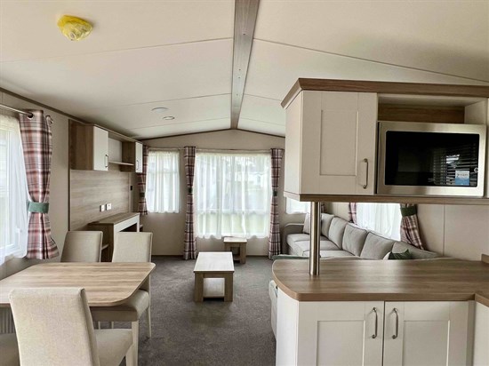 CH ABI Wimbledon - living 1