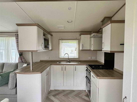 CH ABI Wimbledon - kitchen