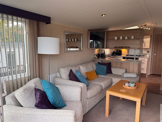 BH Swift Chamonix 81 - lounge