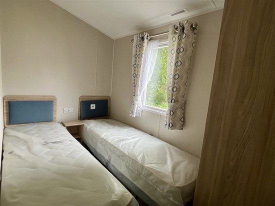 Ch Willerby Malton 162 - twin