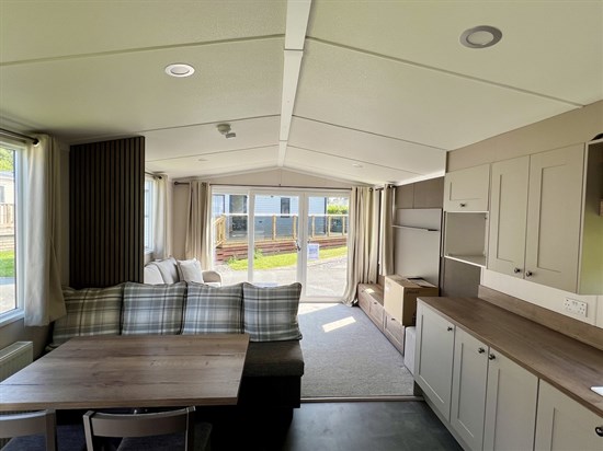 SD Swift Morlaix 604 - living 1