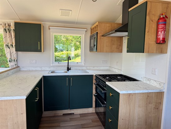 BH  Willerby Sierra 86 kitchen