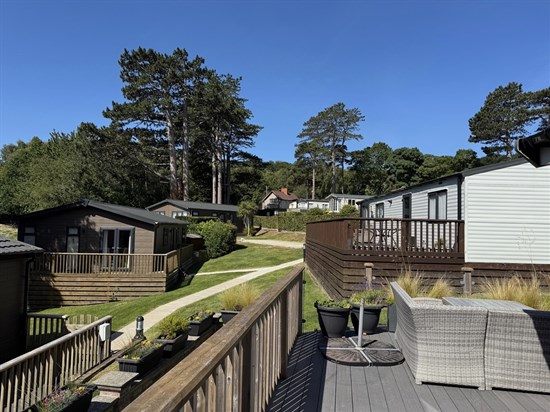 BH Willerby Avonmore Oak 25 - aspect