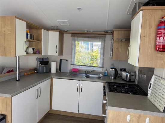 BH Willerby Avonmore Oak 25 - kitchen