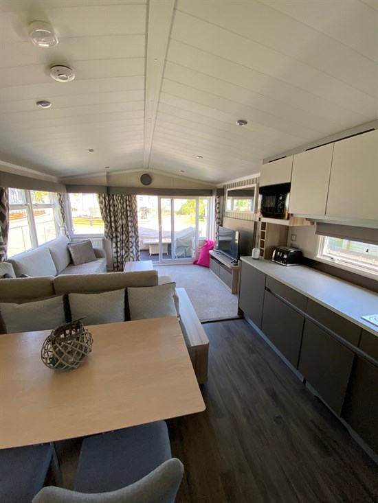 SD  Swift Antibes 34 - living
