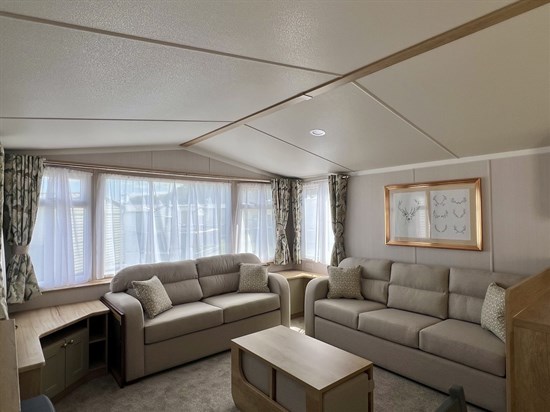 SD Swift Provence 243 - lounge