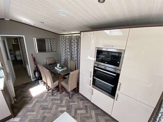 SD Pemberton Park Lane - dining