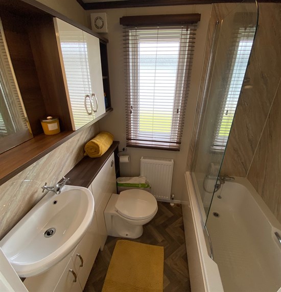 SD Pemberton Park Lane - bathroom