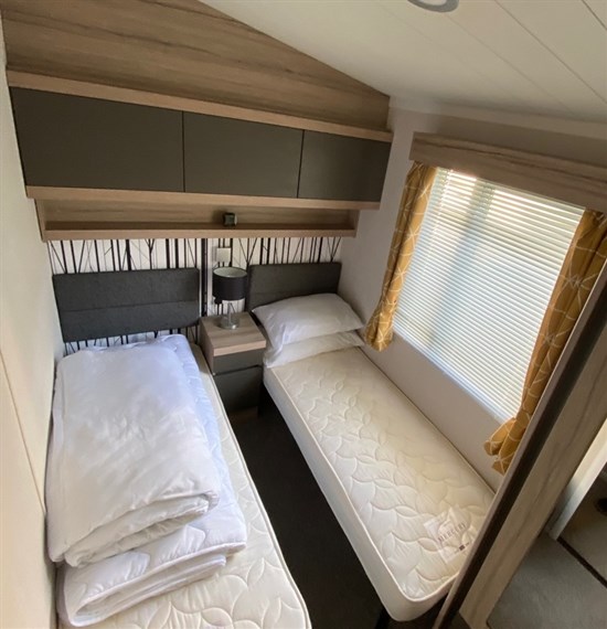 CH Swift Antibes 53 - twin