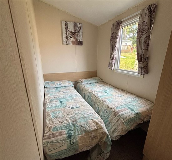 CH Willerby Aurora 145 - twin