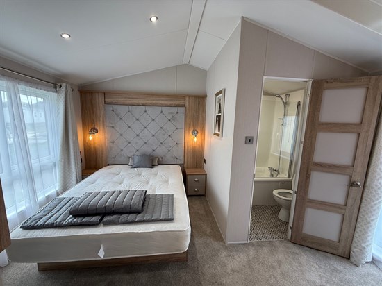CH Willerby Vogue  253 - nmaster