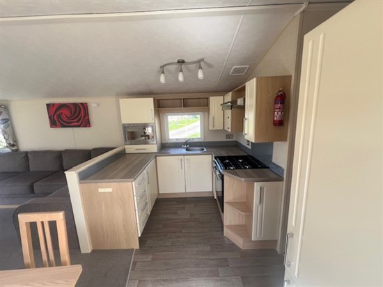 CH Willerby Sierra 207 - kitchen