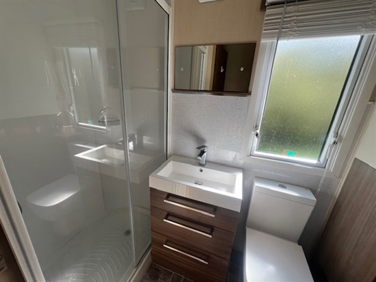 CH ABI Malvern 223 - toilet