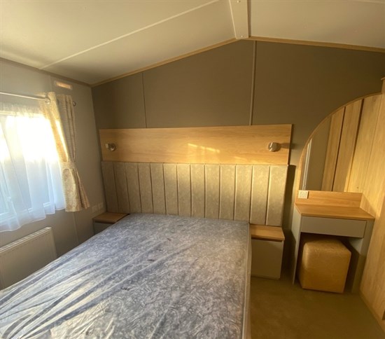 Carnaby Melrose - master