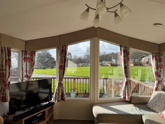 Willerby New Hampton BH - lounge 2