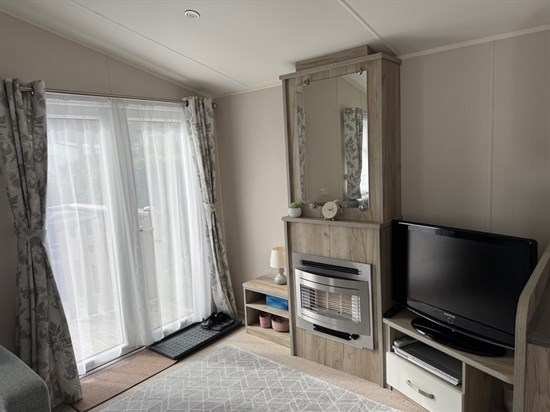 BH Willerby Skye 27a - living