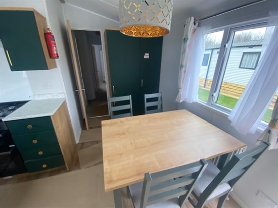 PU Willerby Sierra 106 - dining