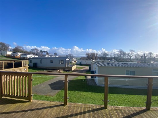 CH Willerby Castleton 17 - decking