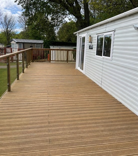 Castleton on Coed - decking