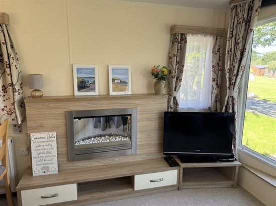 BH Willerby Sierra 85 - TV