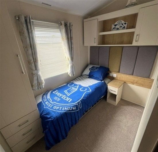 CH Willerby Winchester 48 - spare room
