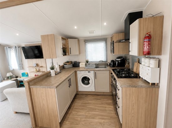 CH Willerby Manor 208 - kitchen