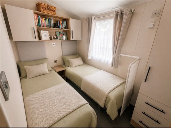 CH Willerby Manor 208 - twin