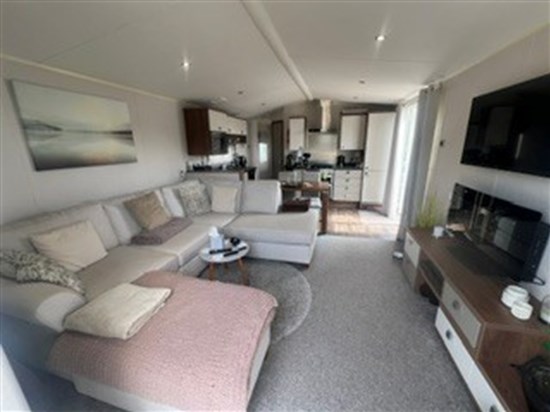 CH Willerby Lyndhurst 51 - living 2