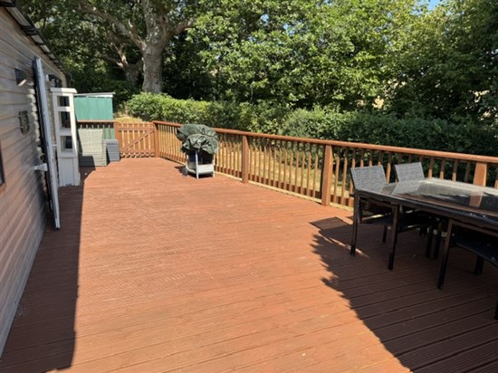 BH Swift Antibes 91 - decking