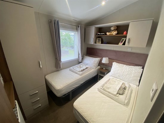 SD Willerby Sheraton 51 - twin room
