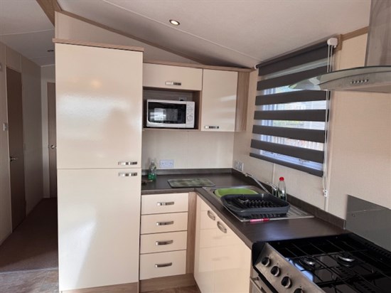 BH Atlas Chorus 6 - kitchen 2