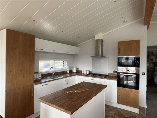 BH Aspire Oslo 52 - kitchen 2