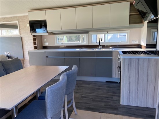 Antibes coed - kitchen