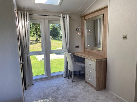 Willerby Vogue Classique master bedroom 2