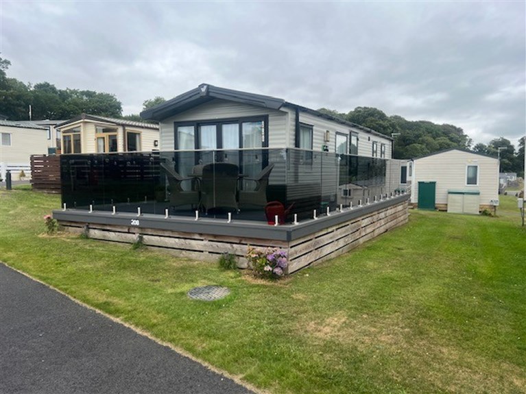 Pre-owned Willerby Manor 2023 for sale at Coed Helen Holiday Park